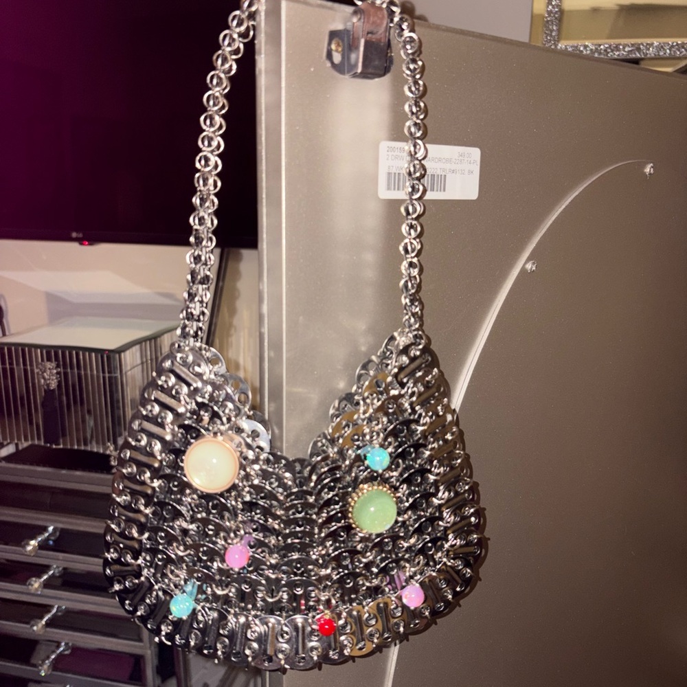 Stylish Silver Chain-Link Women's Bag